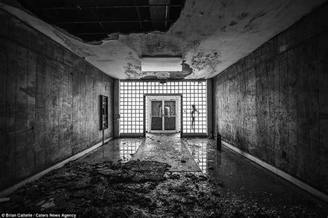 Brian Cattelle Photographs Naked Models In Abandoned Buildings Daily Mail Online