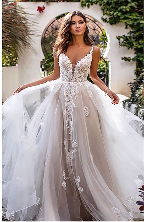 Lorie A Line Wedding Dress 3d Flowers Spaghetti Strap Bride Dress 2019