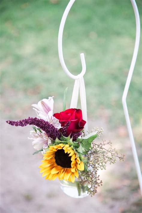 Apr 23, 2021 · read more: Camarillo Ranch Wedding // Flowers by Down Emery Lane ...