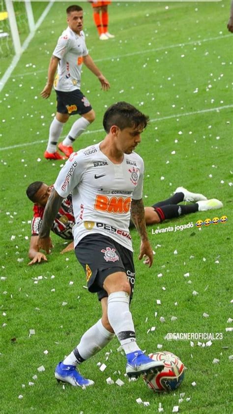 A decisão acontece poucas semanas após a divulgação. Pin de Gabriele em corinthians | Fagner corinthians ...