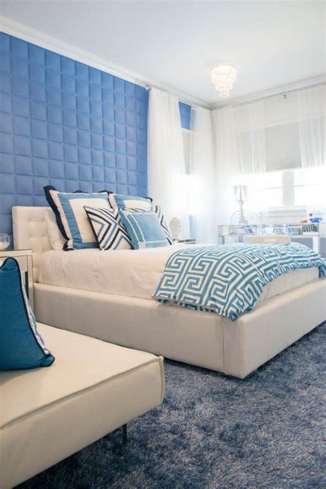 .idee deco chambre enfant idée chambre enfant deco chambre ados chambre parents déco chambre petit garçon décoration chambre ado jolie chambre chambre d'ado fille avec grande fenêtre et magnifique vue les nuances de violette… quoi de plus joli pour enrichir l'intérieur chez vous Pin on jolie chambre