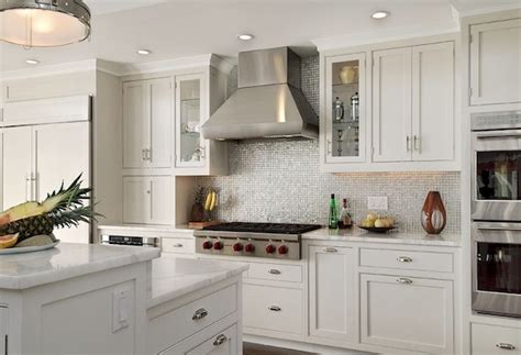 They add timeless beauty and luxury to the cooking space. Beautiful and Refreshing Kitchen Backsplash for White ...