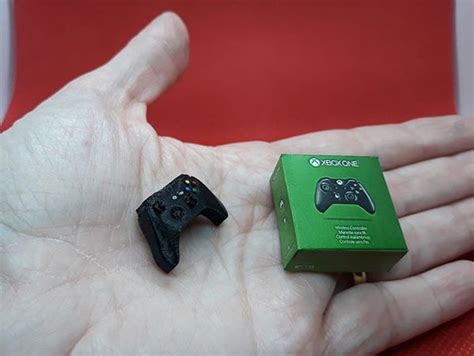 Miniature Xbox One Controller Tiny Must Haves