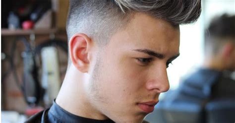 Rambut pendek memang mudah ditata dan banyak gayanya. √ 90+ Model Rambut Cowok Keren Rapi Pendek Terbaru 2020 ...