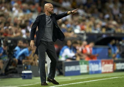Erik ten hag gilt als einer der interessantesten trainer europas. Why Erik ten Hag is perfect fit for Bayern Munich?