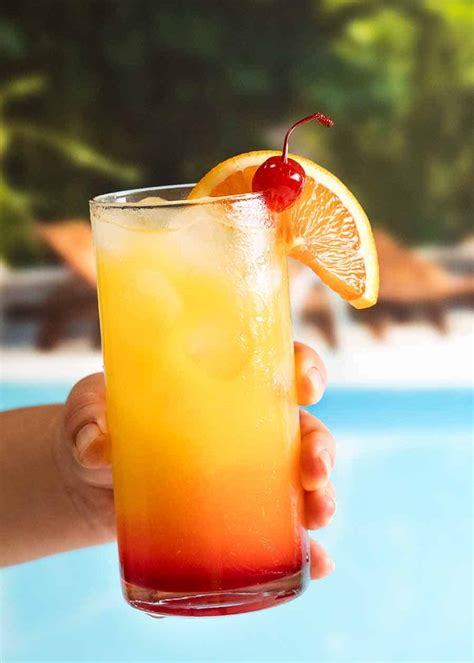 How To Make A Tequila Sunrise Greengos Cantina