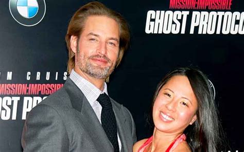 Age 48 American Actor Josh Holloways Married Relationship With Wife