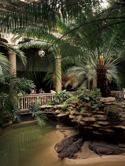 'Reptile House at Forest Park, St. Louis Zoo, St. Louis, Missouri, USA