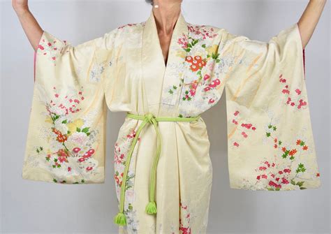 Japanese Silk Kimono Robe With Fancy Embroidery Including Hand Braided Belt Kaftan Present