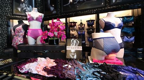 Victorias Secrets Sexy For All Strategy Boosts Sales And Shares