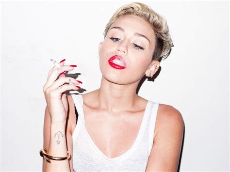 FOTOS Miley Cyrus Con Terry Richardson ROBERTOMTZ COM