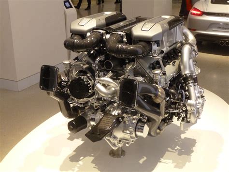 The latest in car news. File:W16 Engine Bugatti Chiron-P1010489.jpg - Wikimedia ...