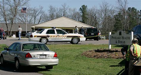Gunman Kills 8 At A N Carolina Nursing Home The New York Times