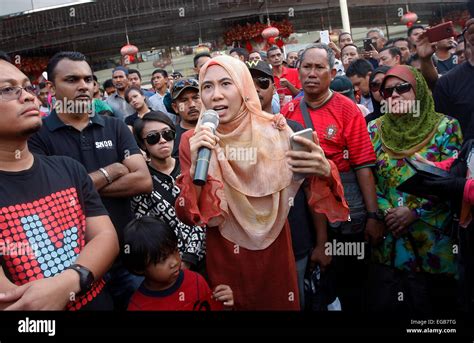 Daughter Of The Malaysia Opposition Leader Anwar Ibrahim Nurul Nuha