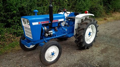 Top 300 1000 Ford Tractor