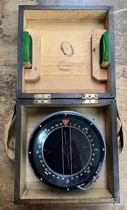 Ww2 1941 Cased Type P4a Aircraft Compass As Used In The British Bomber
