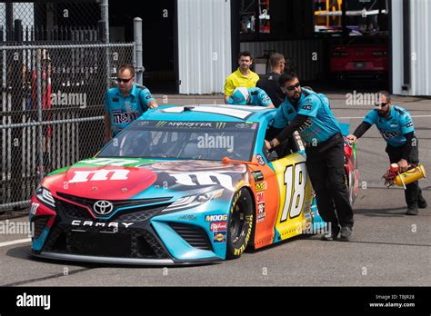 June 01, 2019: M&M's Hazelnut Toyota team for Kyle Busch (#18) roll out
