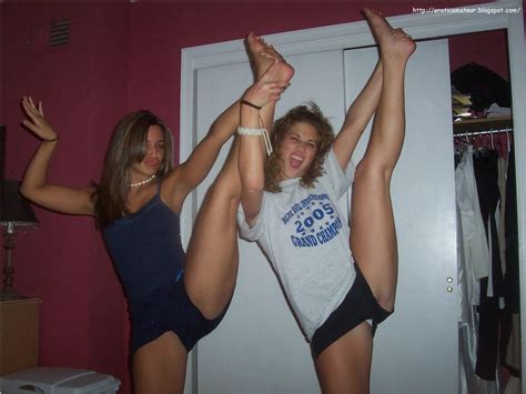 Candid Cheerleader And Other Gymnastic Teens Picture 14