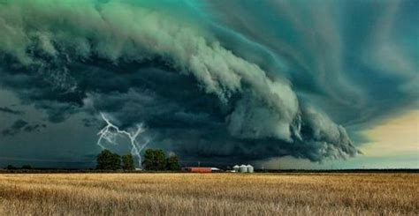 Damn Nature You Scary Crazy Stormcloud Pics Forums