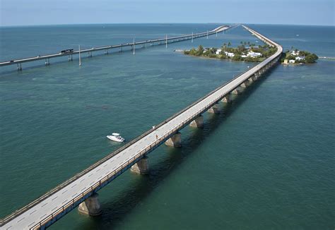 Plan To Restore Section Of 7 Mile Bridge In Keys