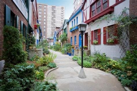 An arts mecca, the upper east side is home to museum mile, with the metropolitan museum of art, the solomon r. Upper West Side Charming Pomander Walk One Bedroom 1 BR ...
