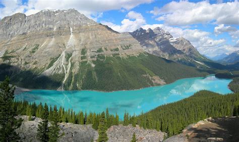Picture Of The Day Glacier Fed Peyto Lake In Banff Twistedsifter