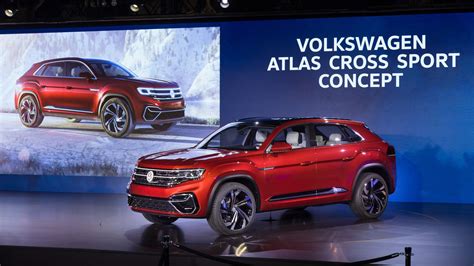 Volkswagen's new atlas cross sport has room for five, space for cargo, and upscale appointments. Five-seat VW Atlas Cross Sport concept takes on NYIAS 2018 ...