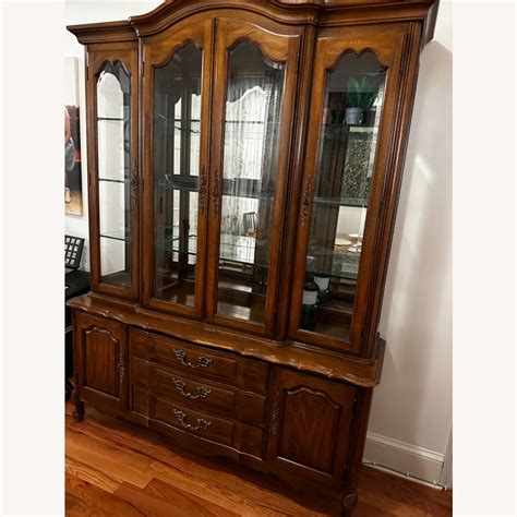 Vintage Thomasville China Cabinet Aptdeco