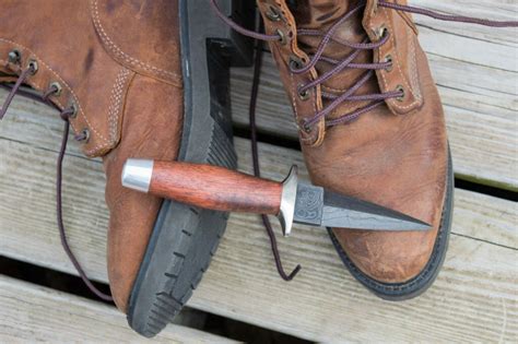 How To Pick The Best Boot Knife For Prepping Off The Grid News
