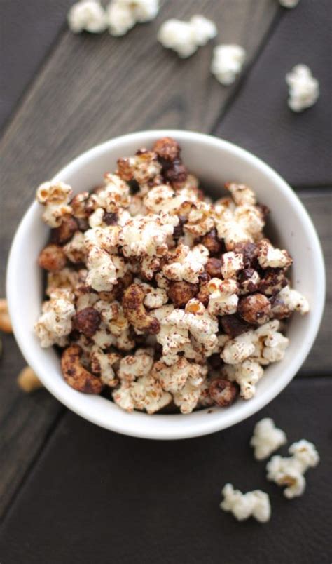 Everyone knows that fiber is an important part of a healthy diet. Desserts With Benefits Healthy Chocolate Cashew Popcorn - the Perfect Snack for Game Day! (sugar ...
