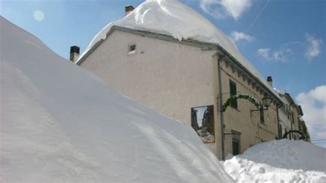 New World Record For Single Day Snowfall 78 Inches 198 Cm Reported