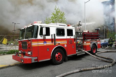 Fdny Engine 211 Photograph By Steven Spak Fine Art America