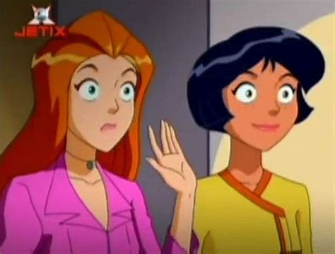 Pin By Marion Flahaut On Totally Spies Screenshots Autorskie Totally Spies Cartoon Spy