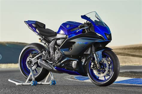 Seventh Heaven Yamaha R7 Wraps Up All The Good Bits Of The Mt 07 Into