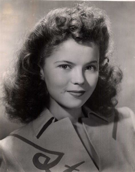 Shirley Temple Almost All Grown Up 1940s Shirley Temple Shirley Temple Black Hollywood