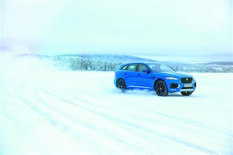Jose Mourinho Drives the Jaguar F-Pace on Ice - autoevolution