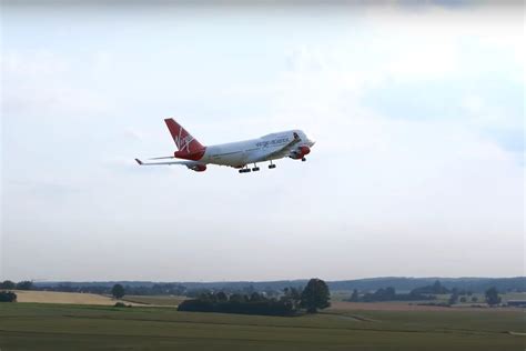 Worlds Biggest Rc Plane Takes To The Skies Altdriver