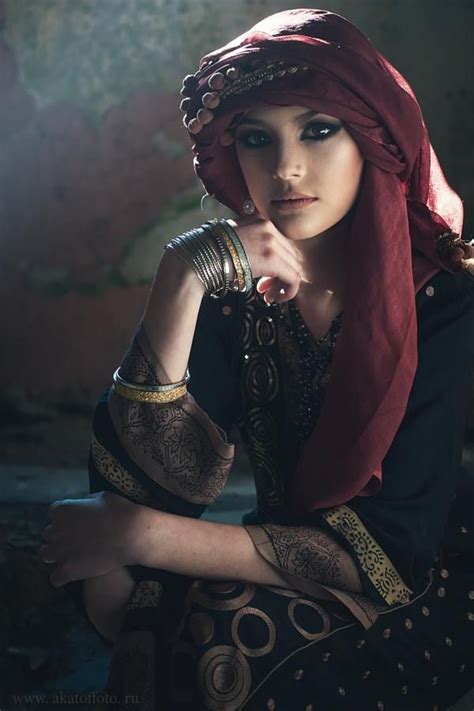 Arabian Beauty Women Beautiful Arab Women Arabian Women