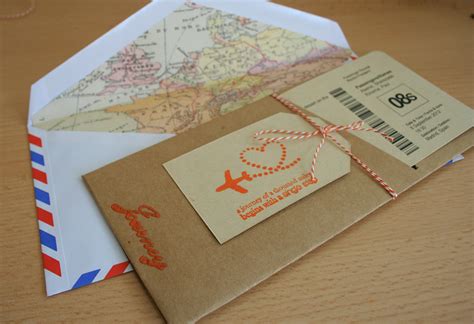 Sending an envelope to another country is also different from sending it domestically. Freebie: travel wedding envelopes | Shere y Paul