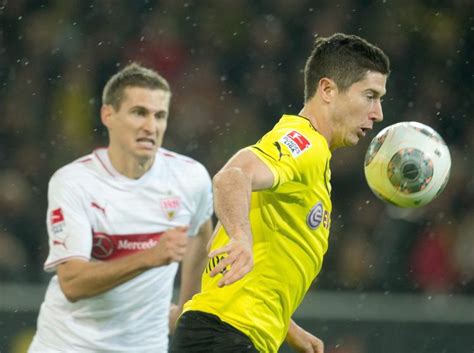 Borussia dortmund cae ante friburgo en partido de la jornada 20 de la bundesliga y se aleja de puestos de champions league. El Borussia Dortmund le puso precio a Lewandowski: 8,5 ...