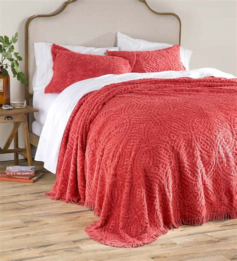 Maybe you would like to learn more about one of these? Wedding Ring Tufted Chenille Bedspread | Bedspreads | Bed ...