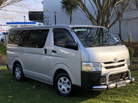 Toyota Hiace 2017 Zl Td 30dt 5sp Mt Manual Nz New