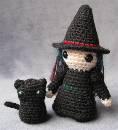 Download this free crochet pattern directly from ravelry. LucyRavenscar - Crochet Creatures: Halloween Patterns