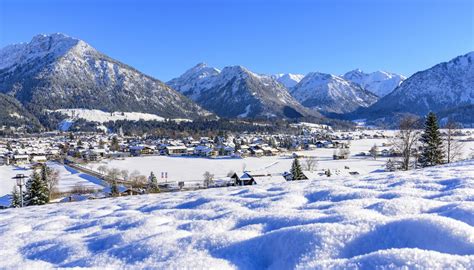 59,810 likes · 3,206 talking about this · 36,650 were here. Oberstdorf Skireisen - Winterurlaub an der deutsch-österreichischen Grenze buchen