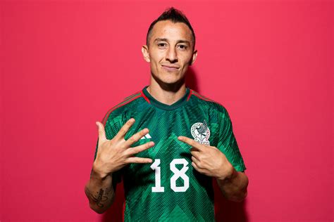 Voormalig Psver Andrés Guardado 36 Stopt Bij Mexico Na