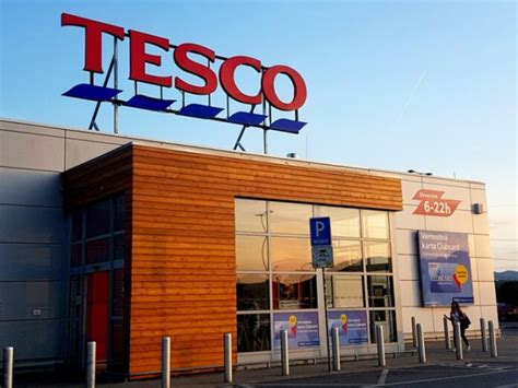 How Tesco Is Winning Shoppers During The Cost Of Living Crisis