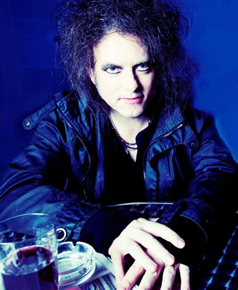 Robert Smith The Cure To Record With New Lineup Enlist Mogwai Cranes