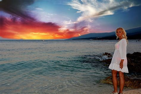 картинки пляж море берег океан горизонт облако женщина Восход закат солнца Солнечный