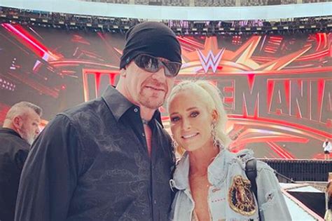 Michelle Mccool Relationship With Undertaker Led To Her Leaving Wwe Cageside Seats