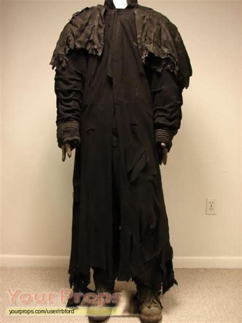 Jeepers creepers behind the scenes, jeepers creepers masks, jeepers creepers mask, jeepers creepers creeper mask. Jeepers Creepers original movie costume | Jeepers creepers ...